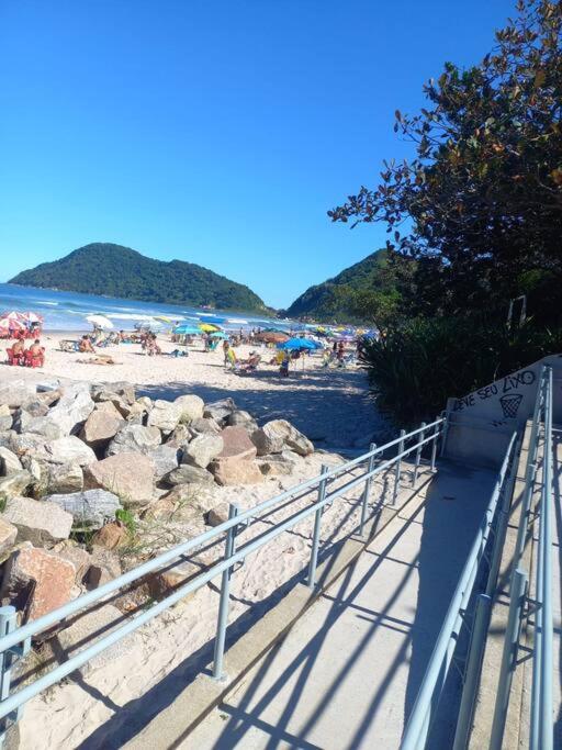 Apto Praia Do Tombo Guarujá Exterior foto